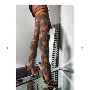 Azalea Wang  Turn me on with a touch of diamond